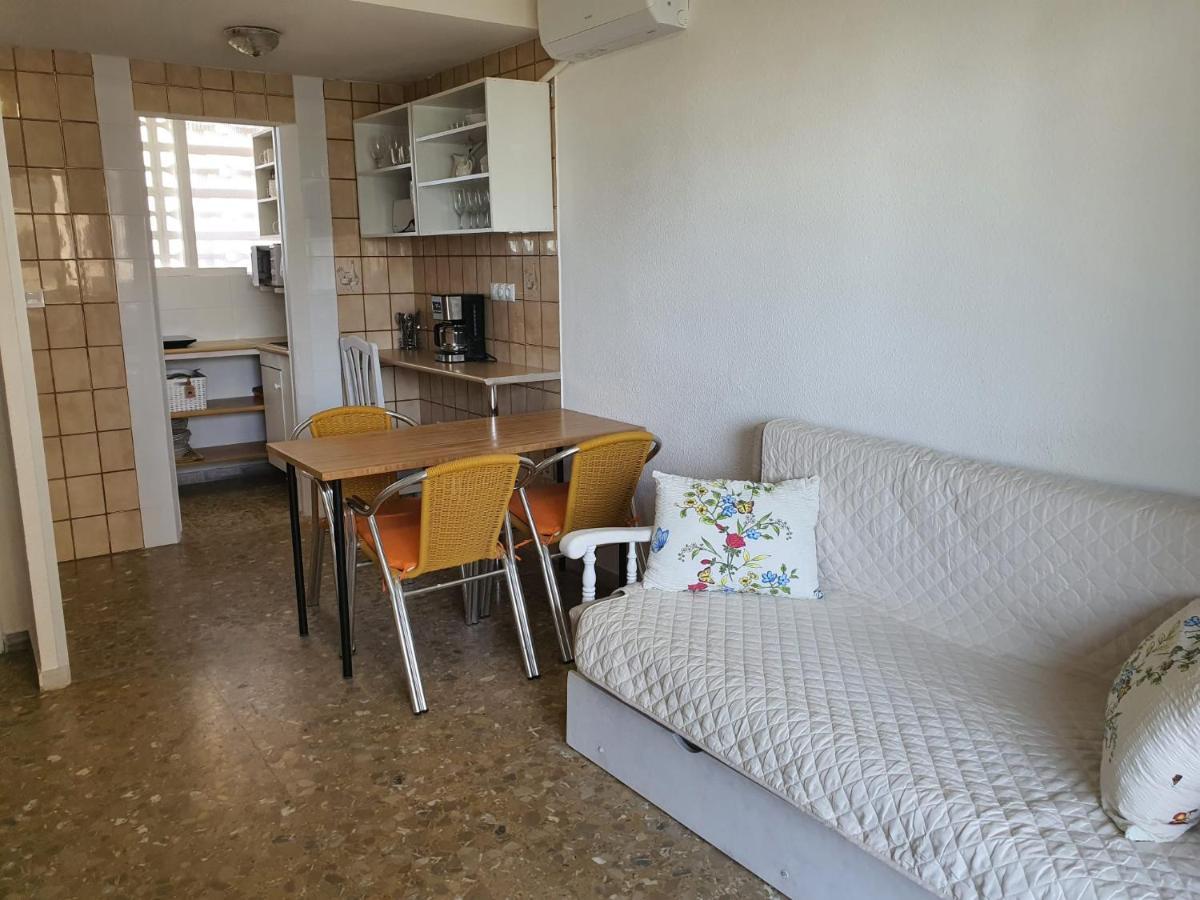 Vintage Benidorm Apartment ภายนอก รูปภาพ
