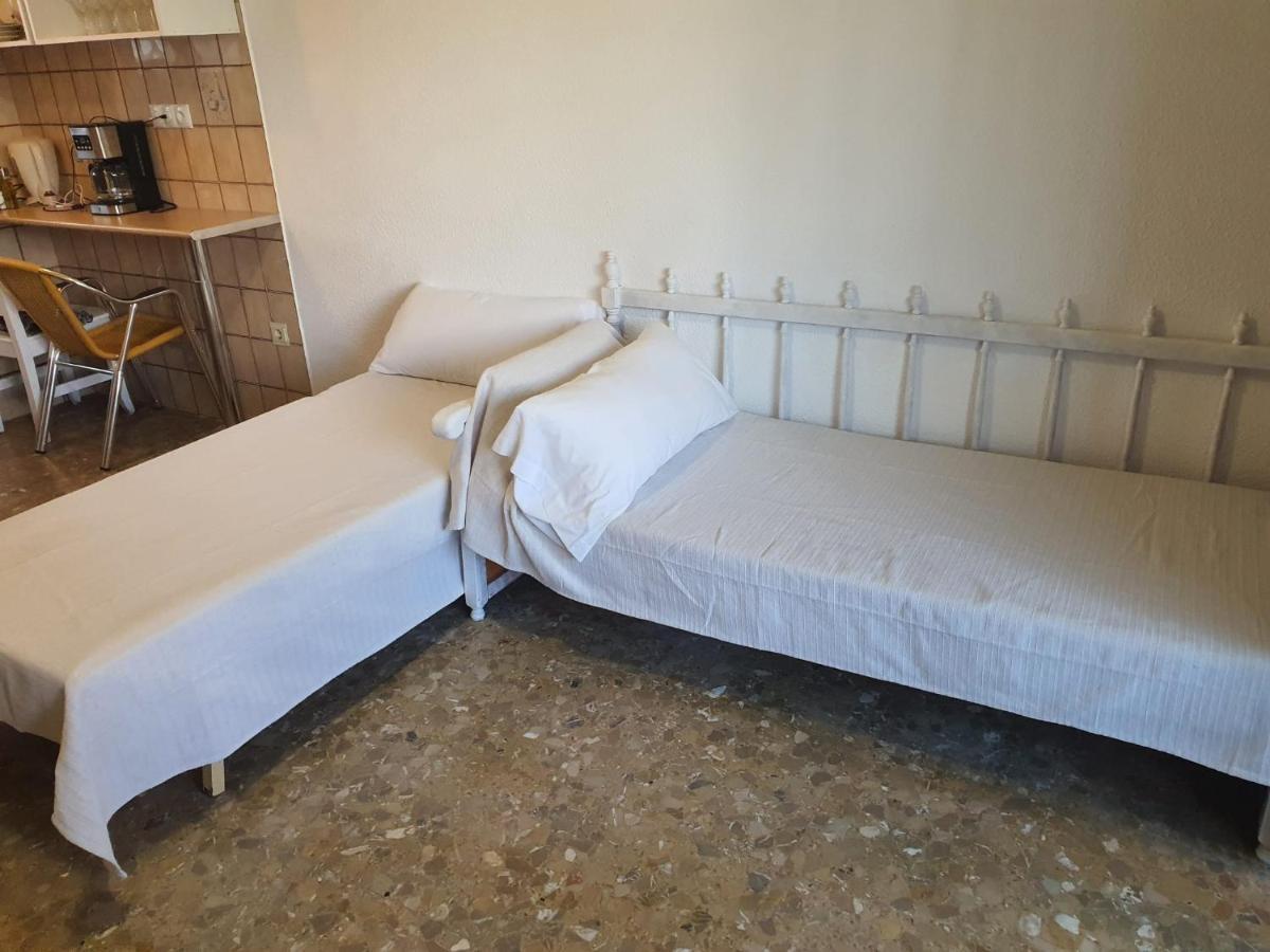 Vintage Benidorm Apartment ภายนอก รูปภาพ