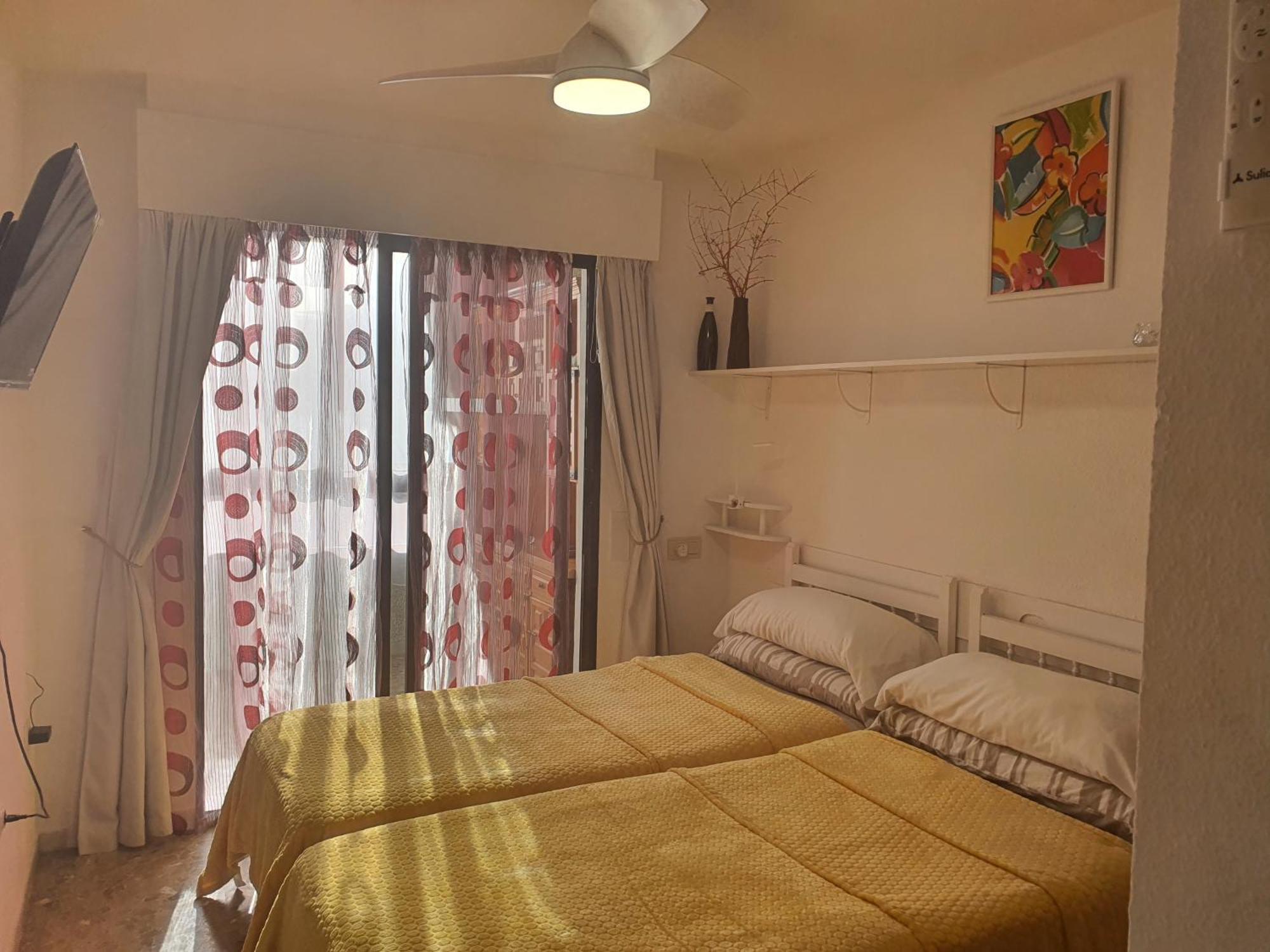 Vintage Benidorm Apartment ภายนอก รูปภาพ